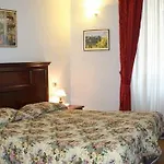 Windsor Savoia 3*