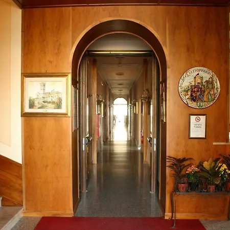 Windsor Savoia Hotel 3*