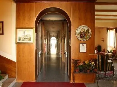 Windsor Savoia Otel 3*